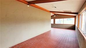 301 S Ellis Street - Photo 7