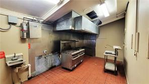 301 S Ellis Street - Photo 9