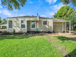 1502 Resistol Road - Photo 32