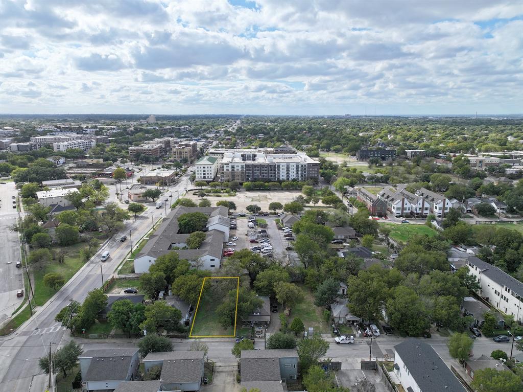 311 N Patton Avenue - Photo 1