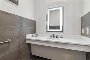 13052 Dallas Parkway - Photo 25