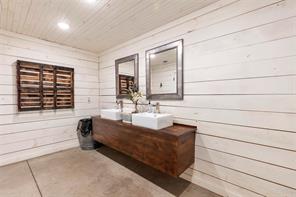 1297 County Road 3318 - Photo 15