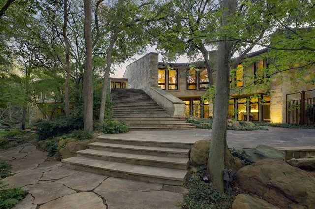 5110 Park Lane