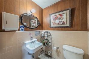 3233 Denton Highway - Photo 14