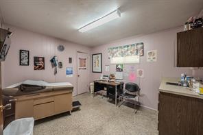 3233 Denton Highway - Photo 22