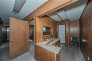 3233 Denton Highway - Photo 35