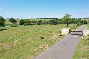 300 Shores Drive - Photo 3
