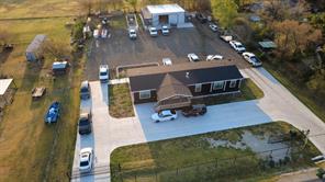 18061 Cindys Lane - Photo 2