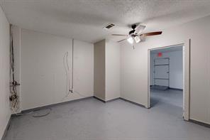 2802 Lagow Street - Photo 33