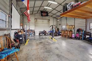 2035 FM-1566 - Photo 13
