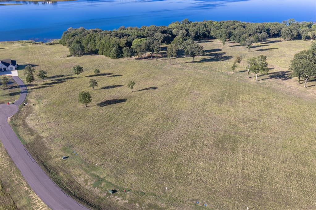 360 Lakewood Lane - Photo 9