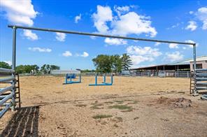 301 Interstate Highway 30 - Photo 17