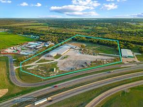 301 Interstate Highway 30 - Photo 3