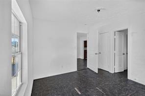 1309 S Riverside Drive - Photo 18