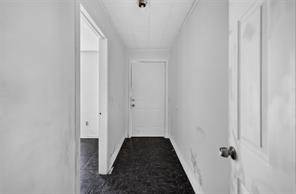 1309 S Riverside Drive - Photo 19