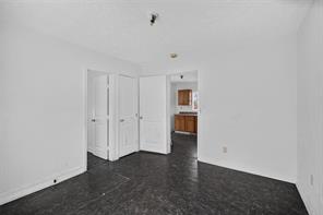 1309 S Riverside Drive - Photo 21