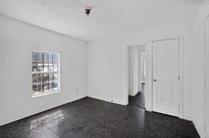 1309 S Riverside Drive - Photo 22