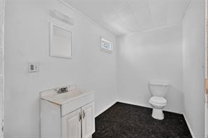 1309 S Riverside Drive - Photo 7