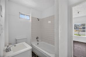 1309 S Riverside Drive - Photo 9