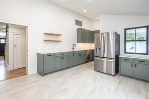 1016 E California Street - Photo 19
