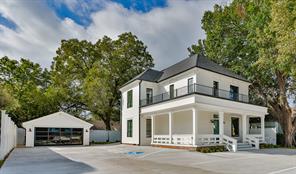 1016 E California Street - Photo 2