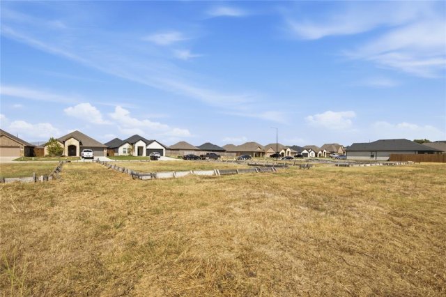 805 Greyson Lane