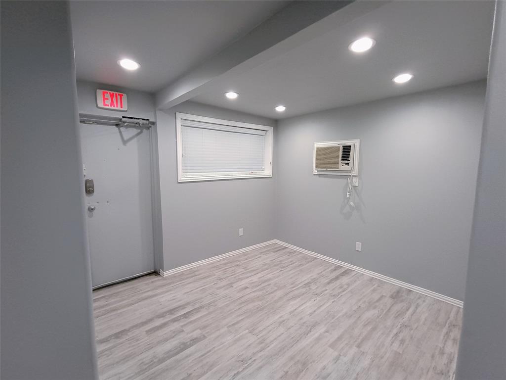 312 S Hampton Road - Photo 4