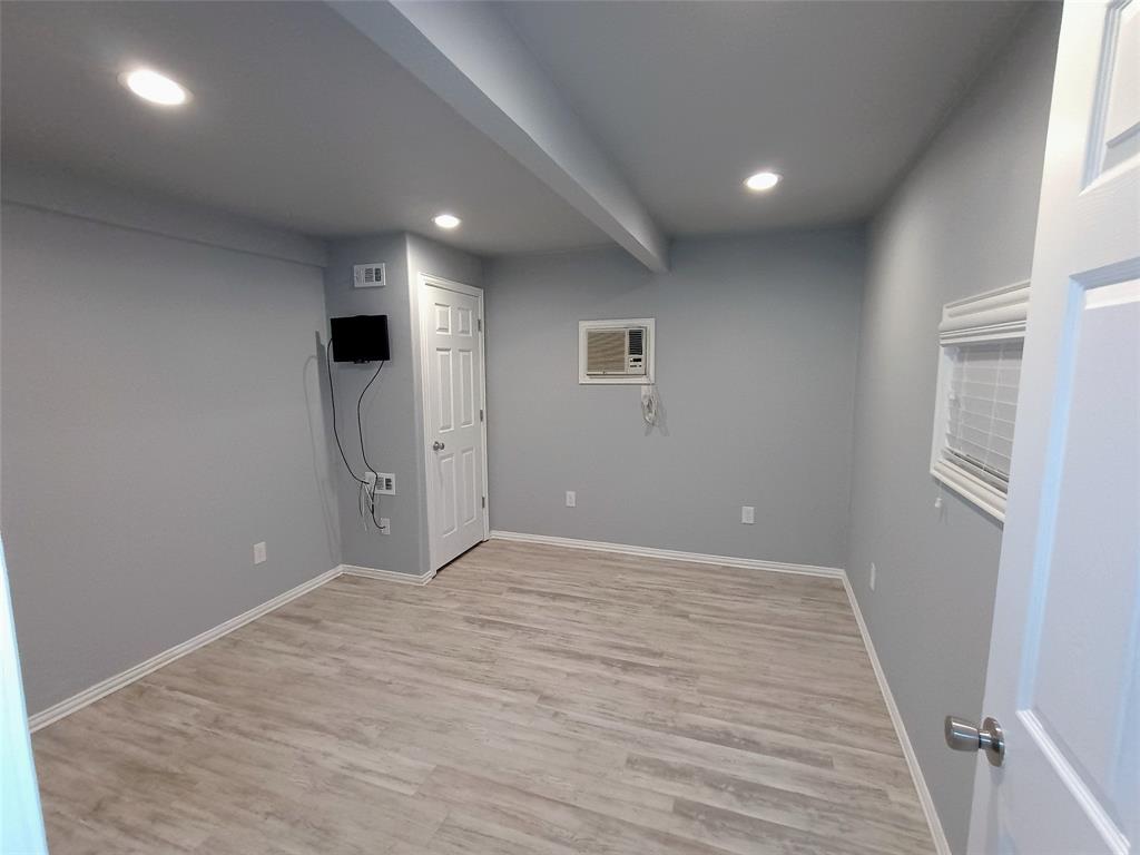 312 S Hampton Road - Photo 6
