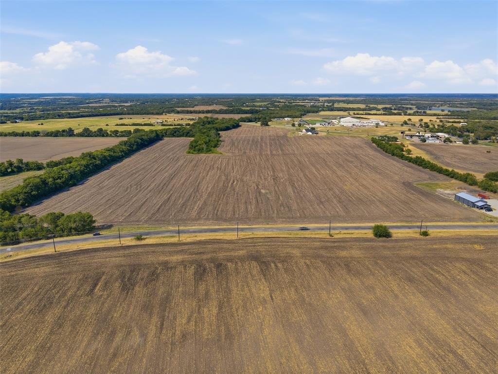 661 Fm 902 - Photo 15