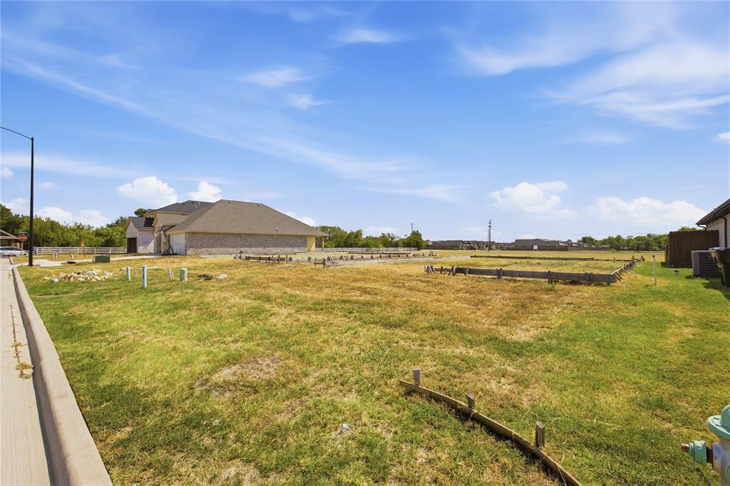 701 Greyson Lane - Photo 2
