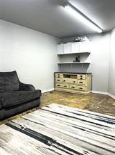 304 E Criner 1 Street - Photo 4
