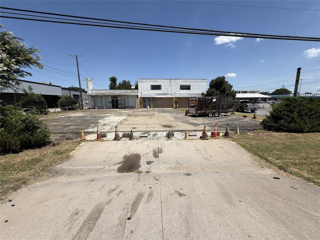 336 W Hurst Boulevard - Photo 1