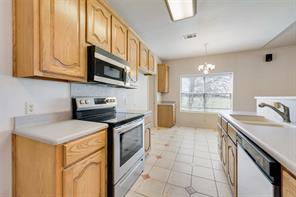 9913 Fm 740 - Photo 19