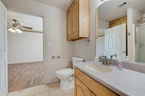9913 Fm 740 - Photo 21