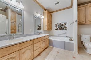 9913 Fm 740 - Photo 28