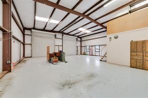9913 Fm 740 - Photo 33