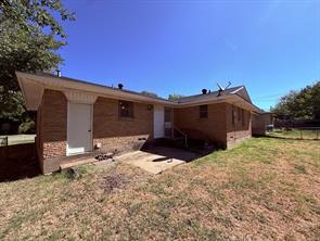 1812 W Birge Street - Photo 2