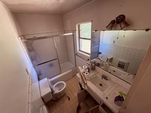 1812 W Birge Street - Photo 9