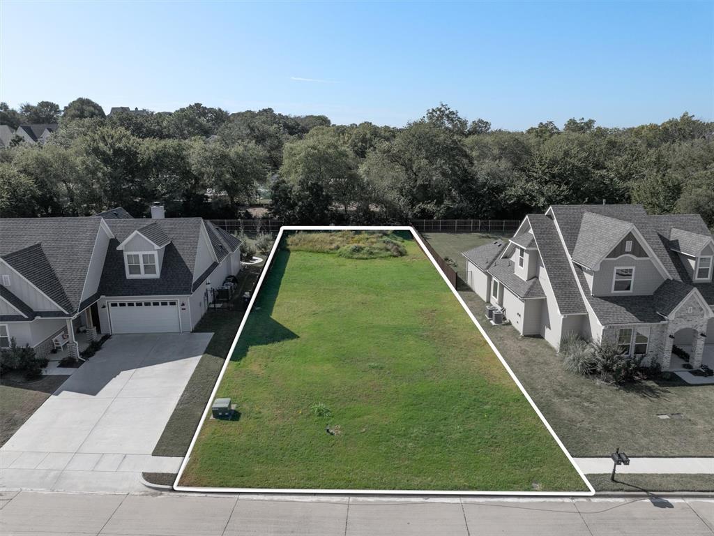 208 Village Way - Photo 1