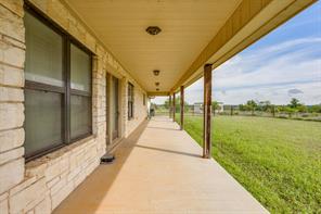 1053 FM 503 - Photo 4