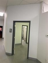 132 Main - Photo 4