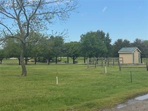 1016 Center Street - Photo 3