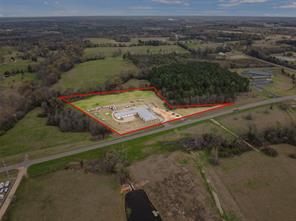 1081 Texas Loop 179 - Photo 32