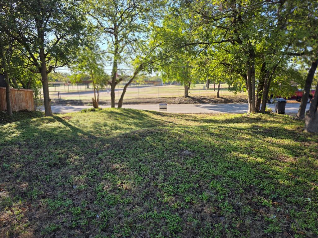 705 E Wardville Street - Photo 3