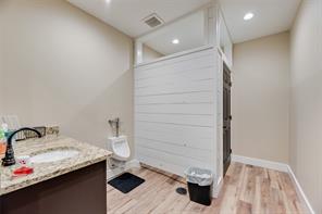 400 N 4th Street - Photo 9