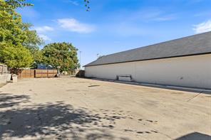 537 S Kealy Avenue - Photo 21