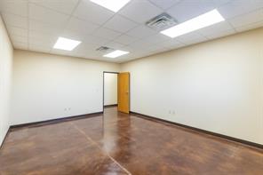 4517 Derrick Drive - Photo 15