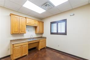 4517 Derrick Drive - Photo 17