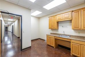 4517 Derrick Drive - Photo 18