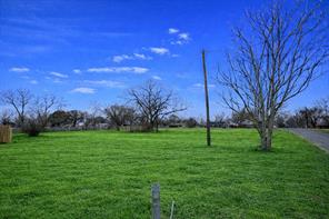 724 E Hughes Street - Photo 5